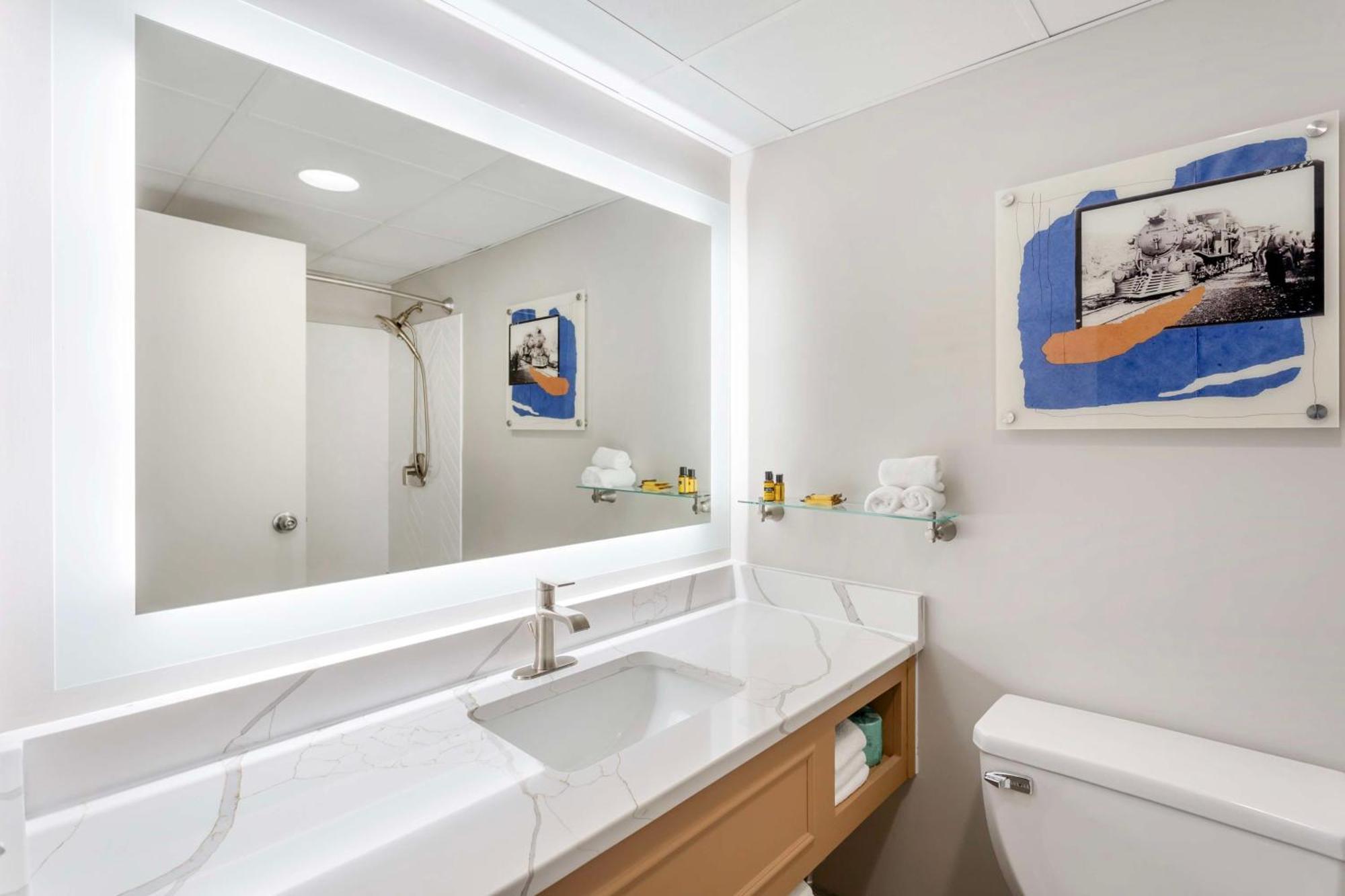 Best Western Plus Heritage Rail Inn & Suites York Extérieur photo