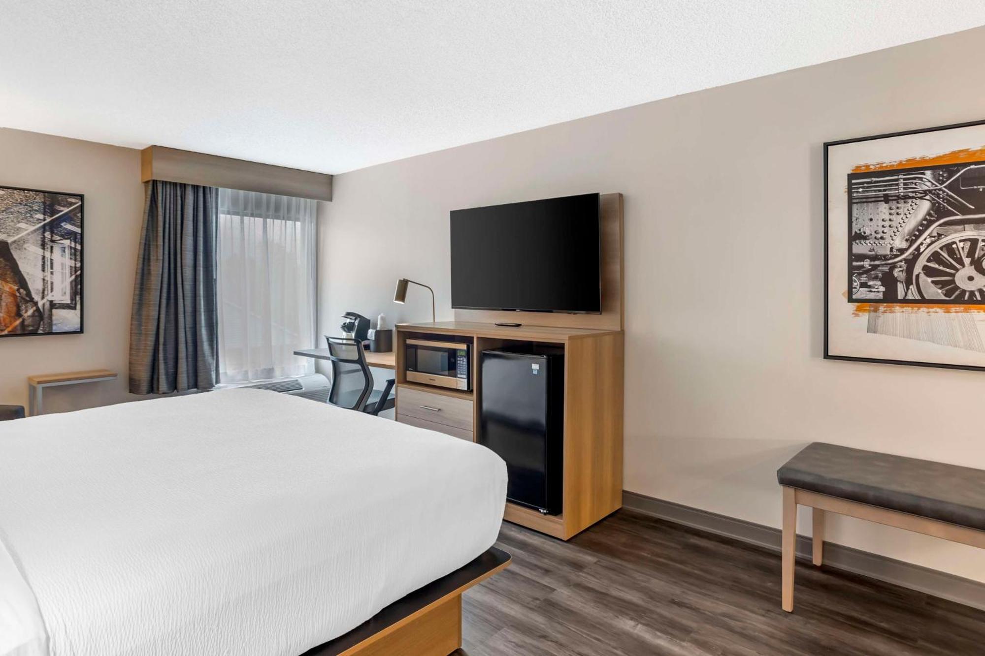 Best Western Plus Heritage Rail Inn & Suites York Extérieur photo