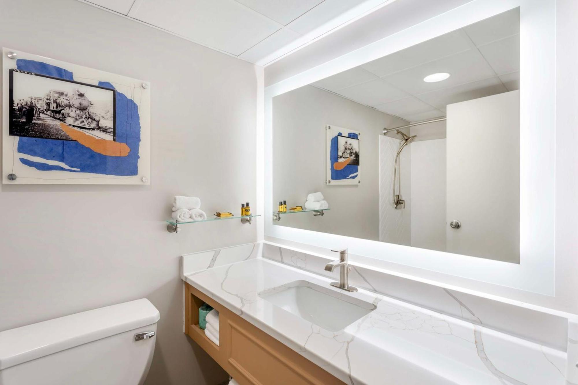 Best Western Plus Heritage Rail Inn & Suites York Extérieur photo