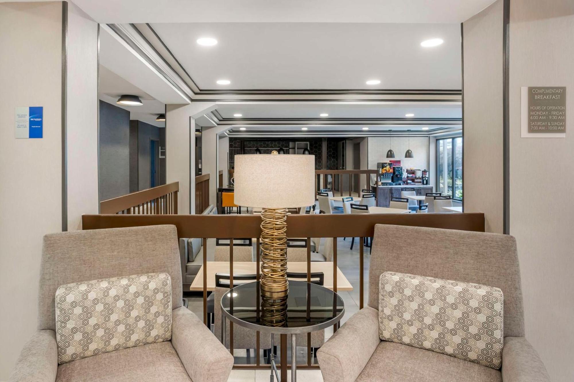 Best Western Plus Heritage Rail Inn & Suites York Extérieur photo