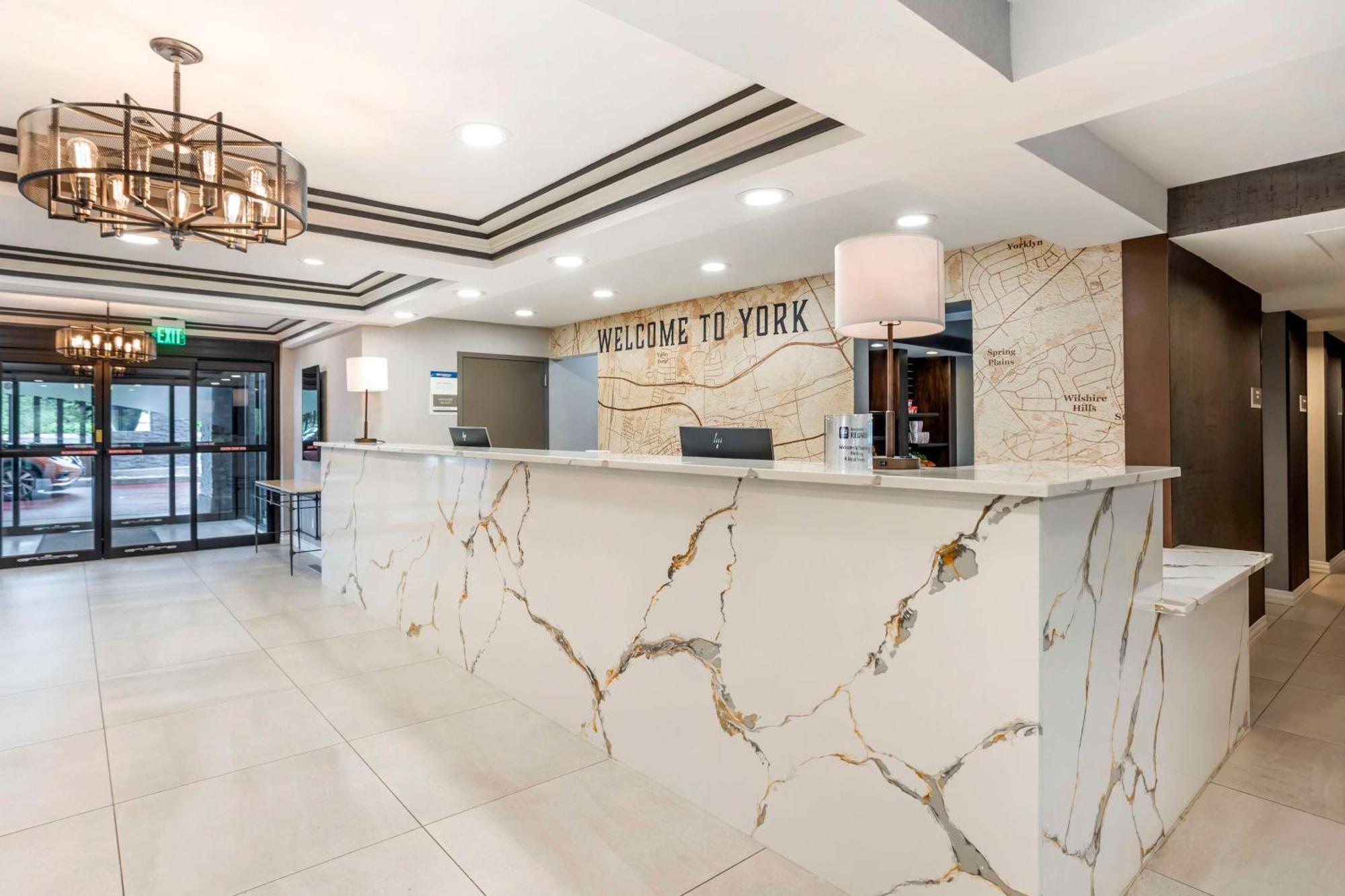 Best Western Plus Heritage Rail Inn & Suites York Extérieur photo