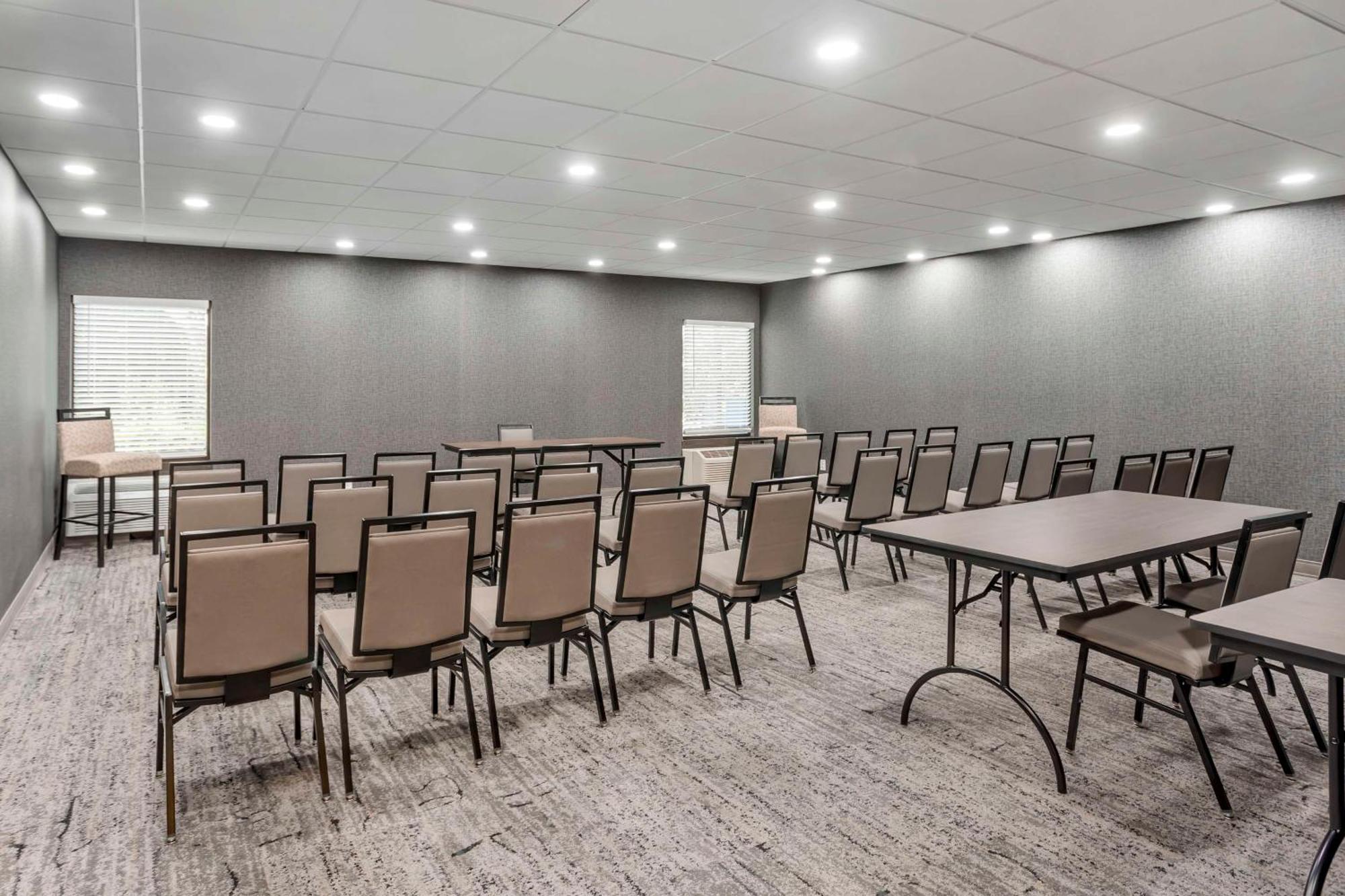 Best Western Plus Heritage Rail Inn & Suites York Extérieur photo