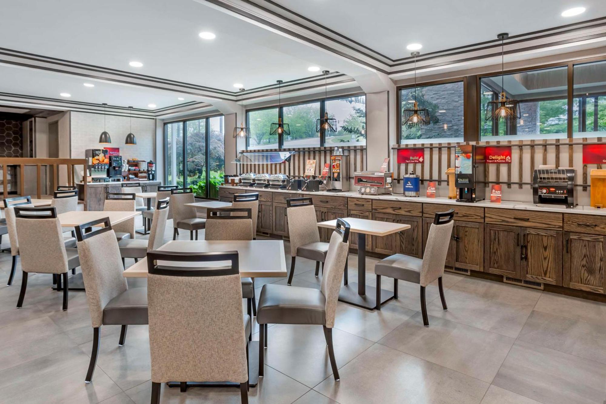 Best Western Plus Heritage Rail Inn & Suites York Extérieur photo